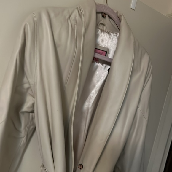 Excellent collection Leather coat - Picture 10 of 10